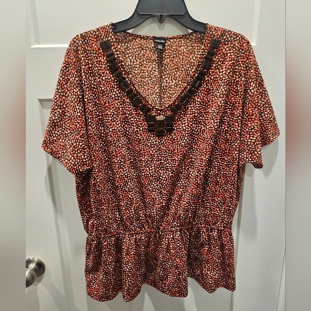 Rafaella Women’s XL Brown Orange Print Beaded V-Neck Top Stretch Peplum Hem Blou